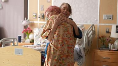 Dying for Sex 1x8